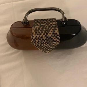 Timmy Woods Beverly Hills Collectibles Handbag solid  wood Signed   Never used